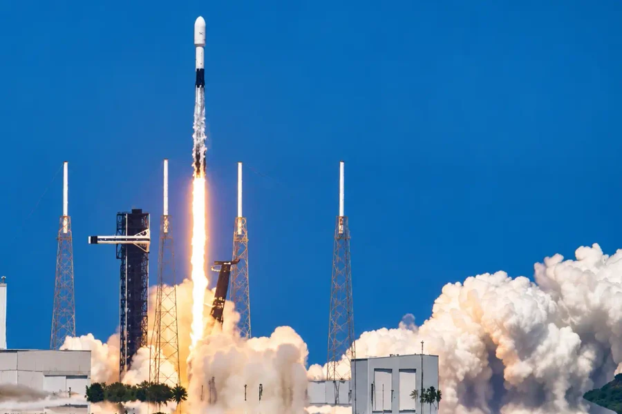 EE.UU. puso en órbita su primera arma espacial